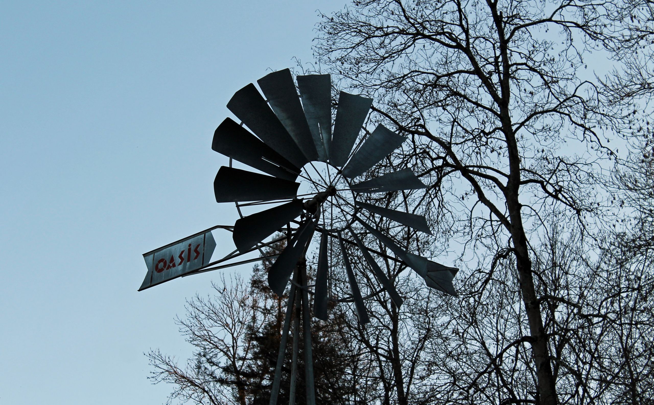 Fonds d'cran Constructions et architecture Moulins - Eoliennes Eolienne