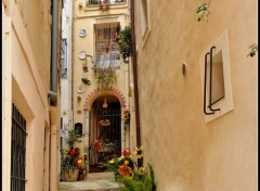  Voyages : Europe Une rue de Roquebrune Cap Martin Alpes Maritimes