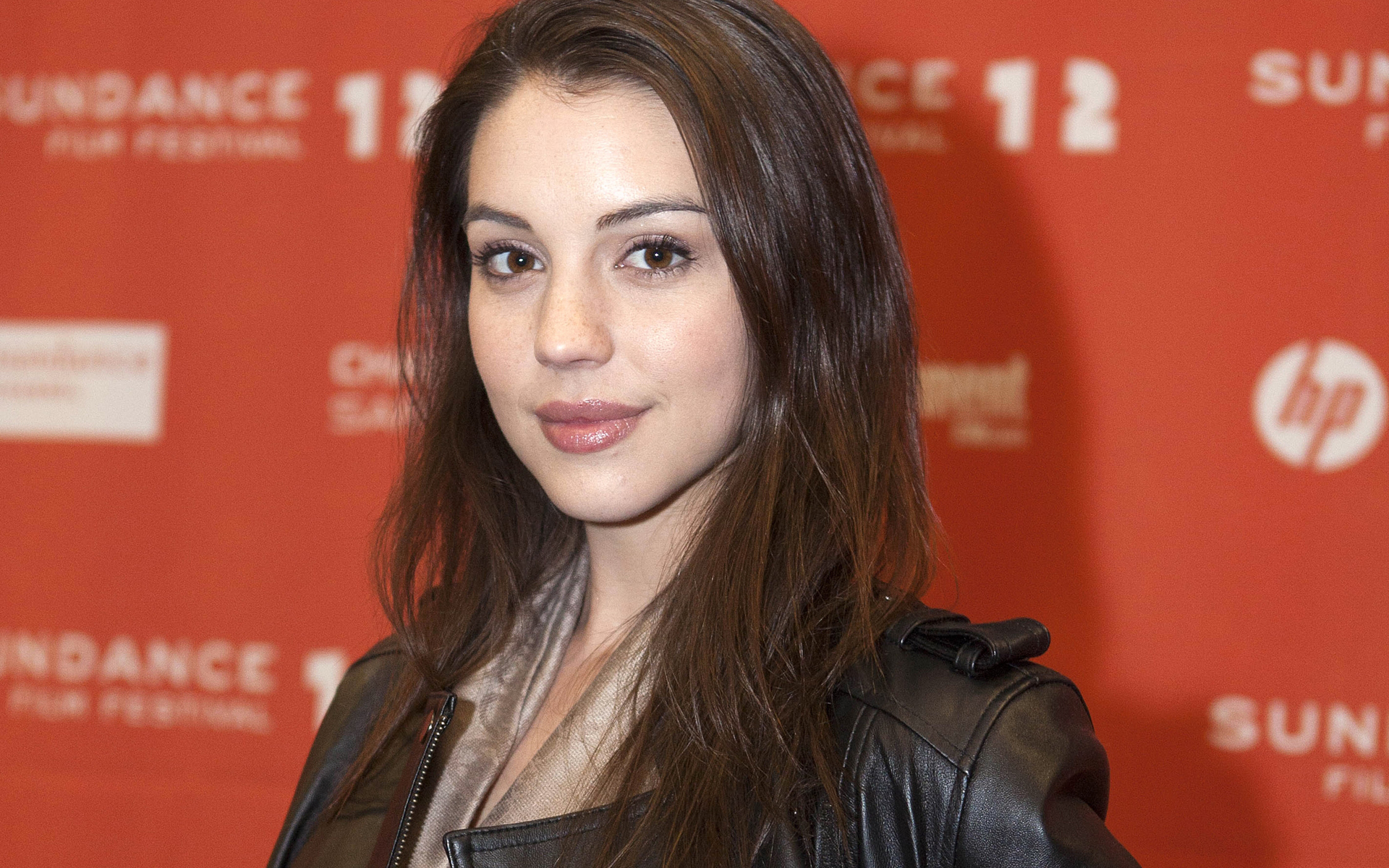 Fonds d'cran Clbrits Femme Adelaide Kane 