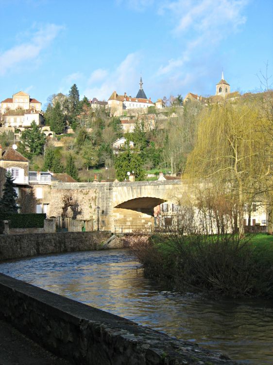 Fonds d'cran Voyages : Europe France > Bourgogne Avallon