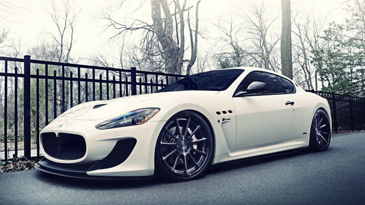 Fonds d'cran Voitures Maserati Wallpaper N373603