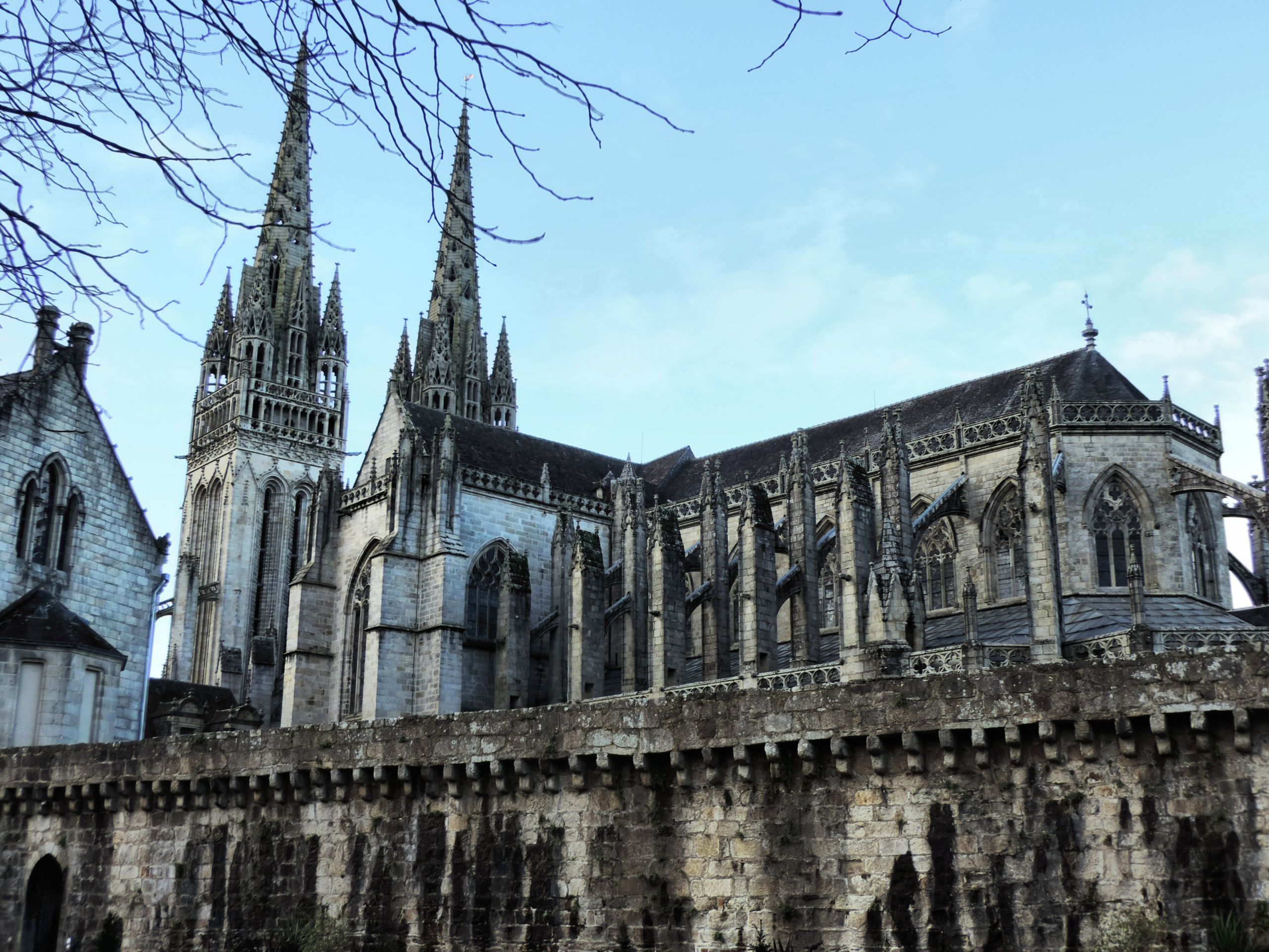 Fonds d'cran Constructions et architecture Edifices Religieux Cathédrale Saint-Corentin de Quimper