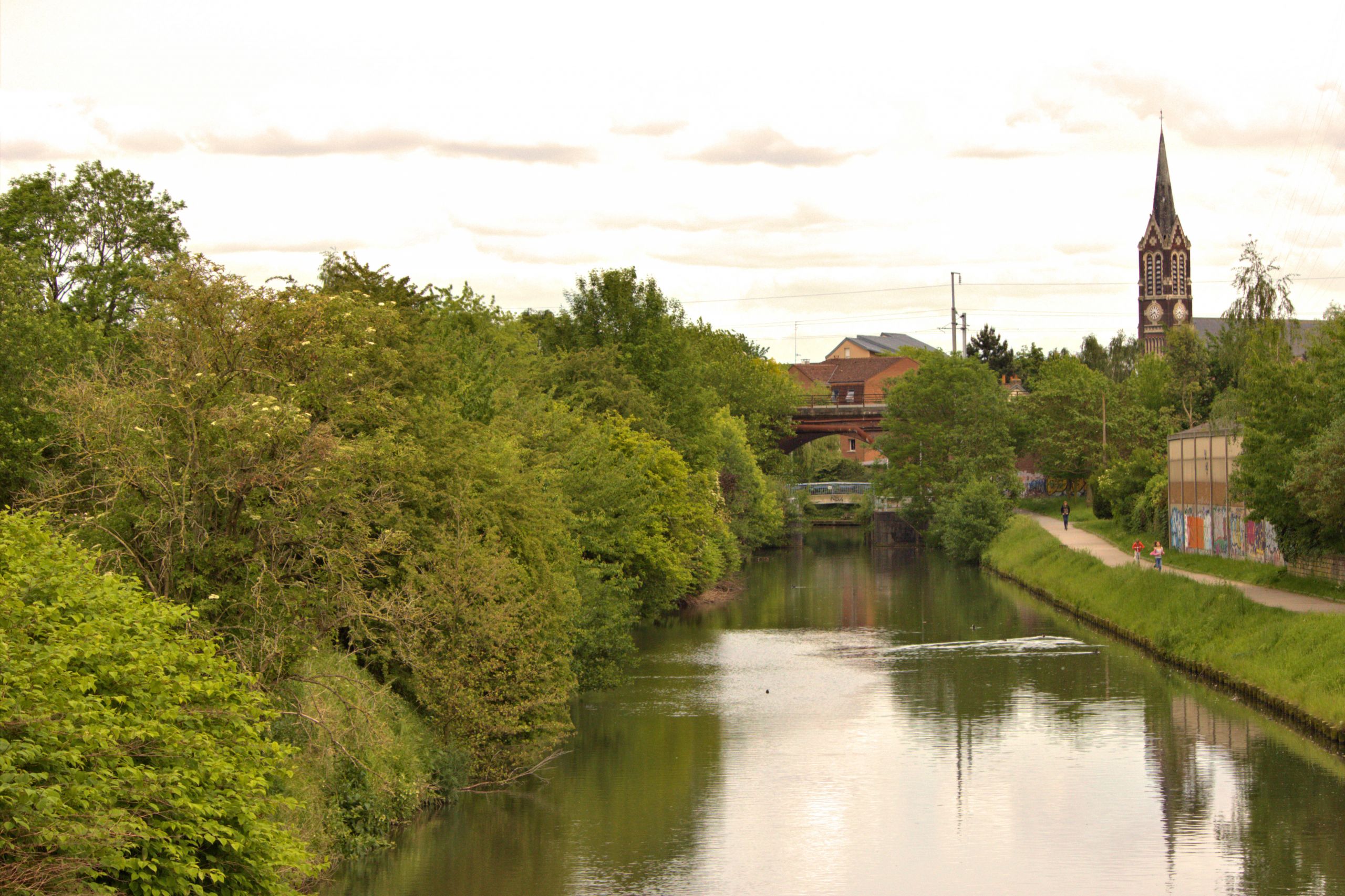 Wallpapers Nature Canals la Marque; écluses, ferme, fleurs