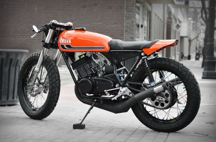 Fonds d'cran Motos Yamaha Yamaha RD350