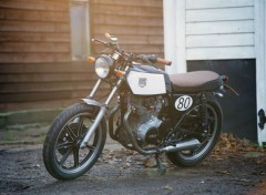  Motorbikes Yamaha XS400