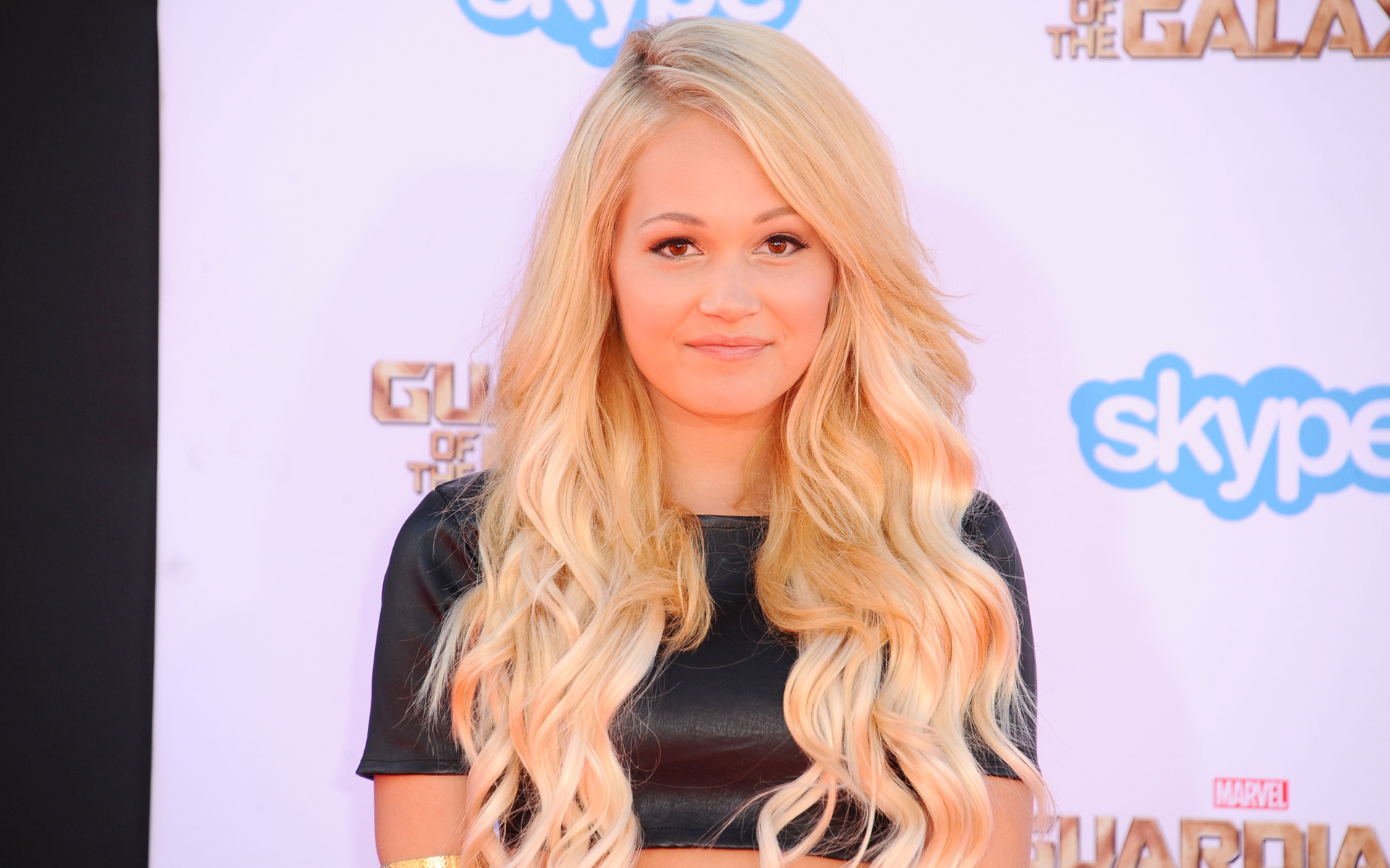 Fonds d'cran Clbrits Femme Kelli Berglund 