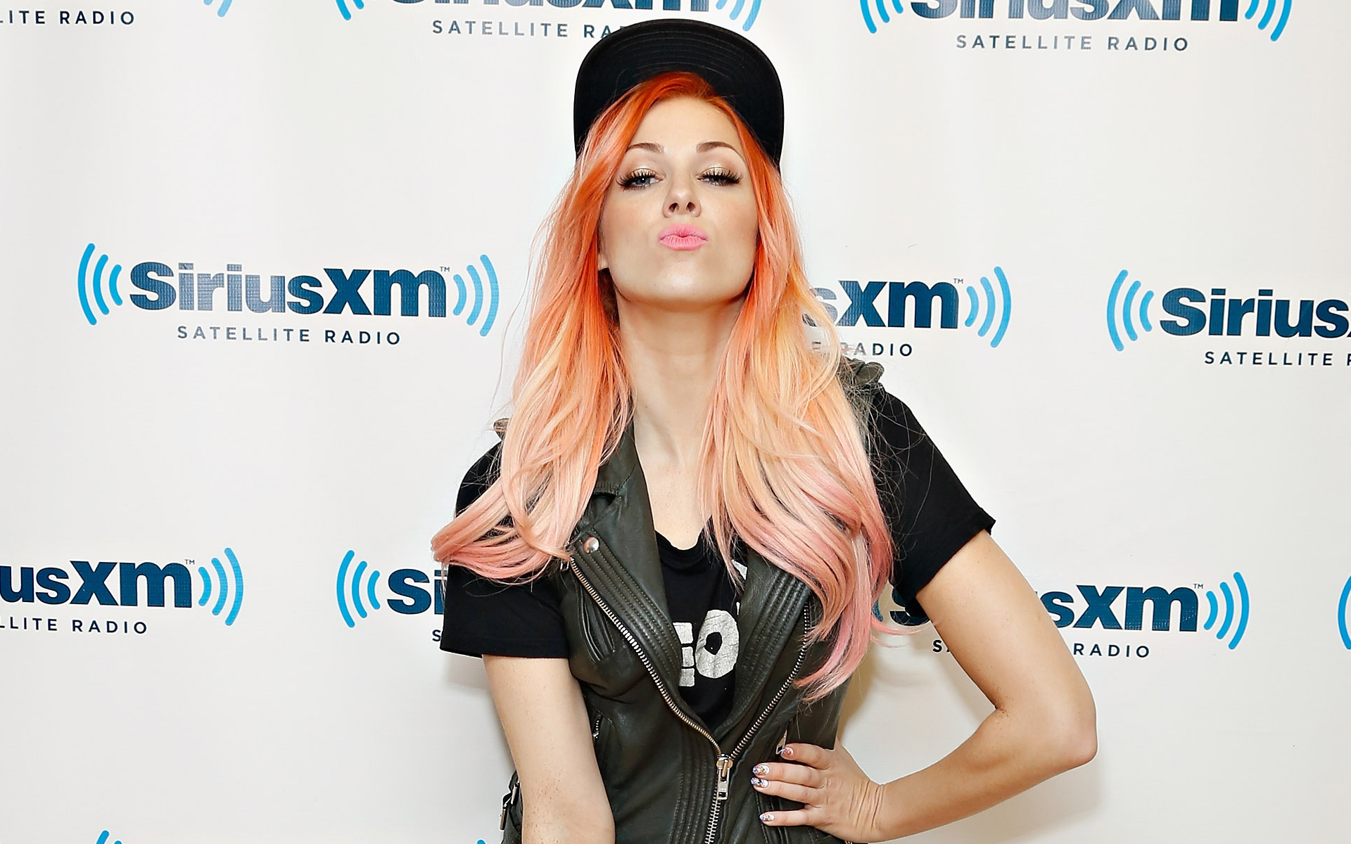 Wallpapers Celebrities Women Bonnie Mckee 