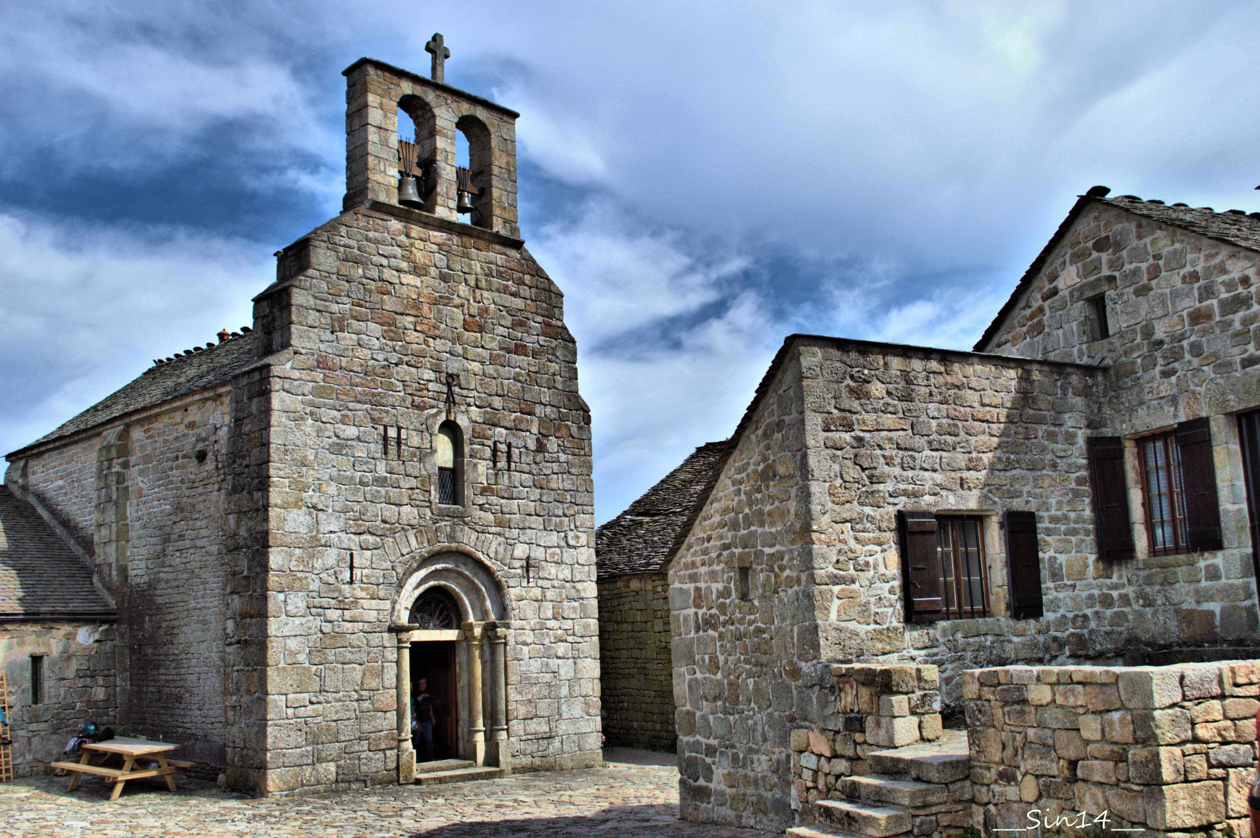 Fonds d'cran Constructions et architecture Edifices Religieux LOZERE