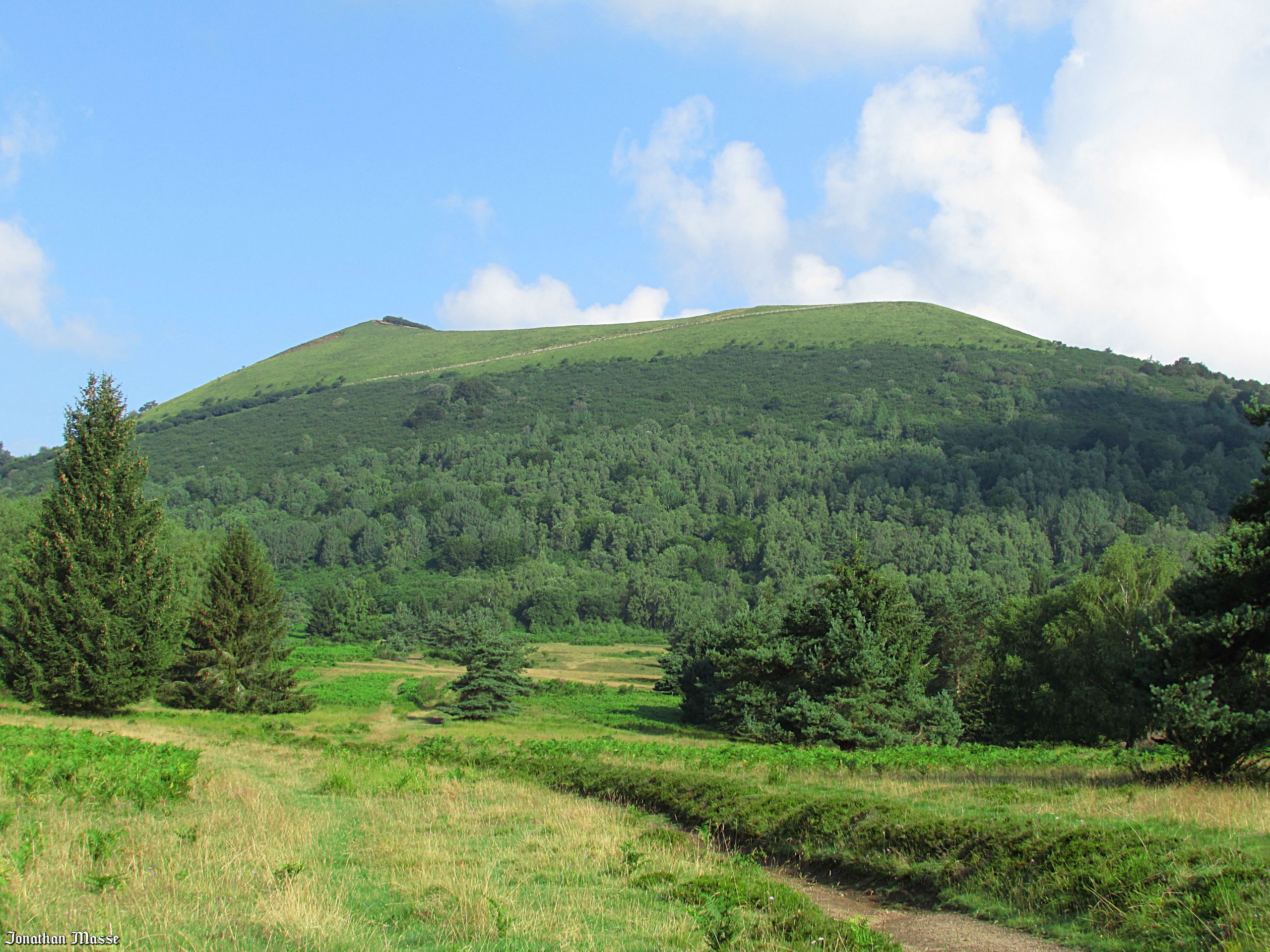 Fonds d'cran Nature Montagnes le Pariou.