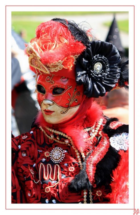 Fonds d'cran Hommes - Evnements Carnavals - Costumes Château, Jardins d'Annevoie & Costumés de Venise (2013) - Belgique.