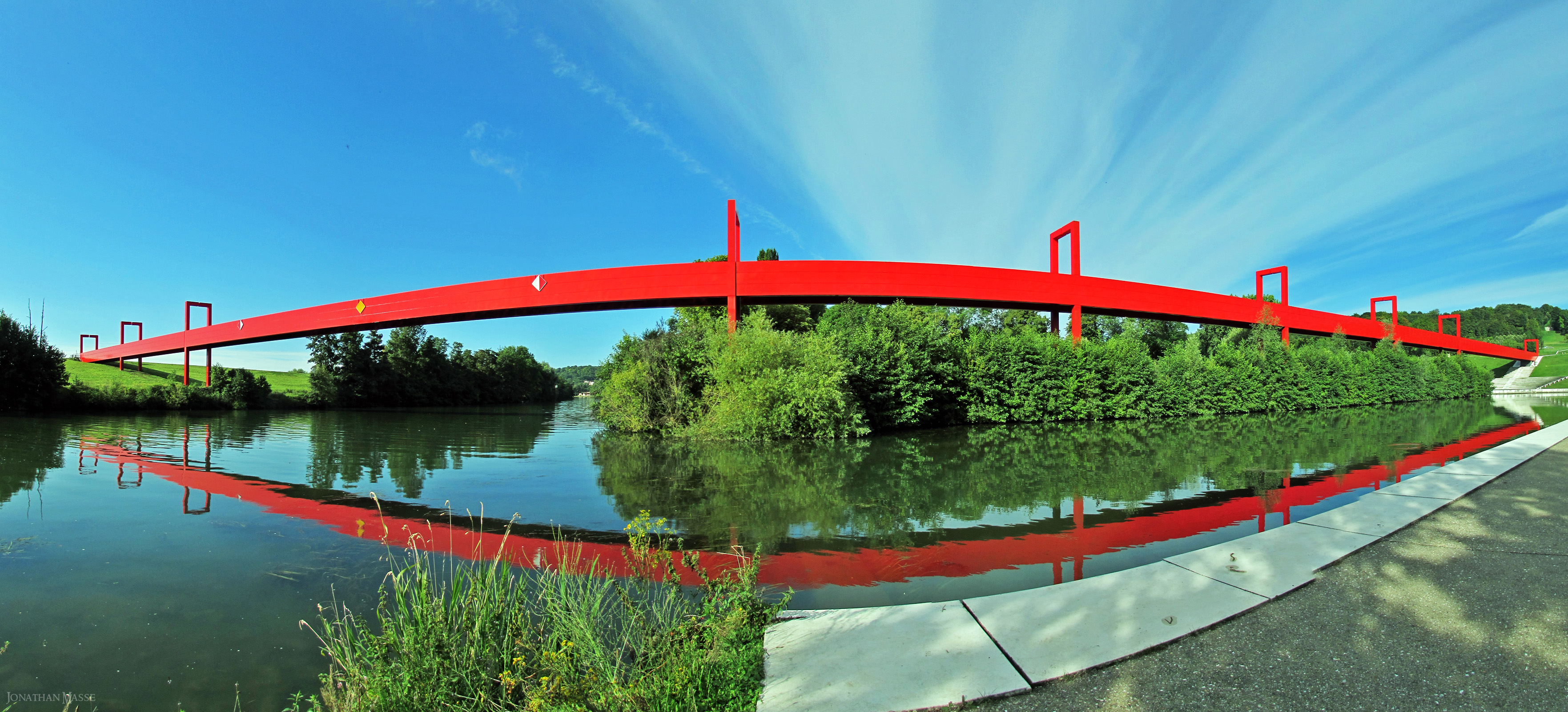 Fonds d'cran Constructions et architecture Ponts - Aqueducs Panorama pont rouge.