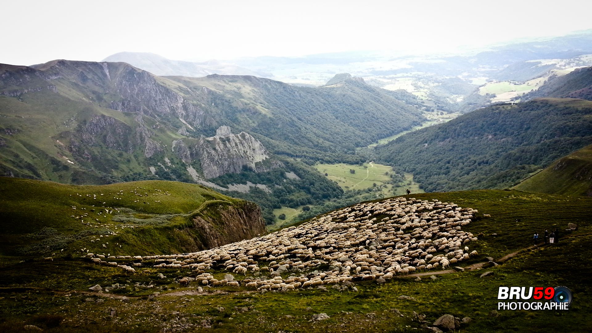 Wallpapers Trips : Europ France > Auvergne Super-Besse