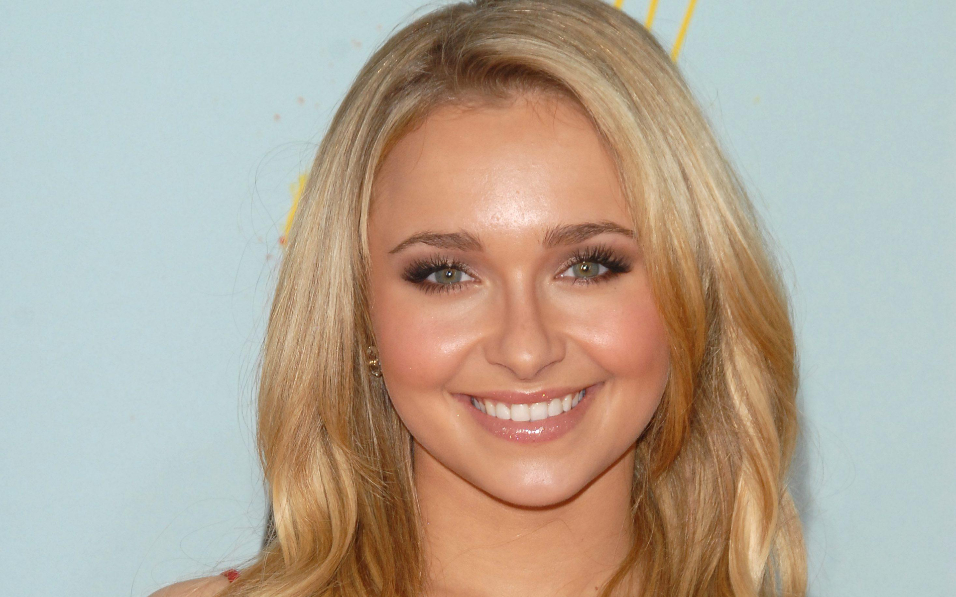 Fonds d'cran Clbrits Femme Hayden Panettiere 