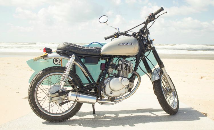 Fonds d'cran Motos Suzuki Outsiders son of the beach