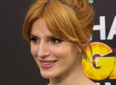  Celebrities Women Bella Thorne