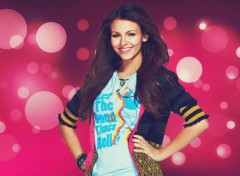  Celebrities Women Victoria Justice 