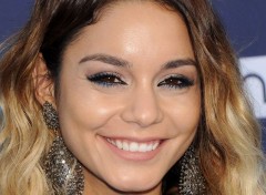  Celebrities Women Vanessa Hudgens