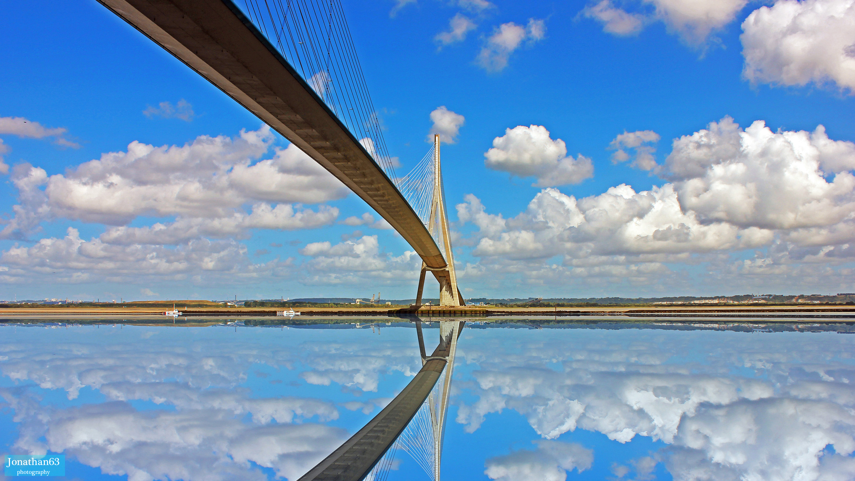 Fonds d'cran Constructions et architecture Ponts - Aqueducs Pont de Normandie (76)