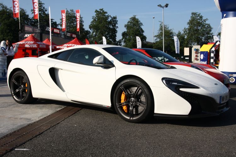 Fonds d'cran Voitures McLaren McLaren 650S