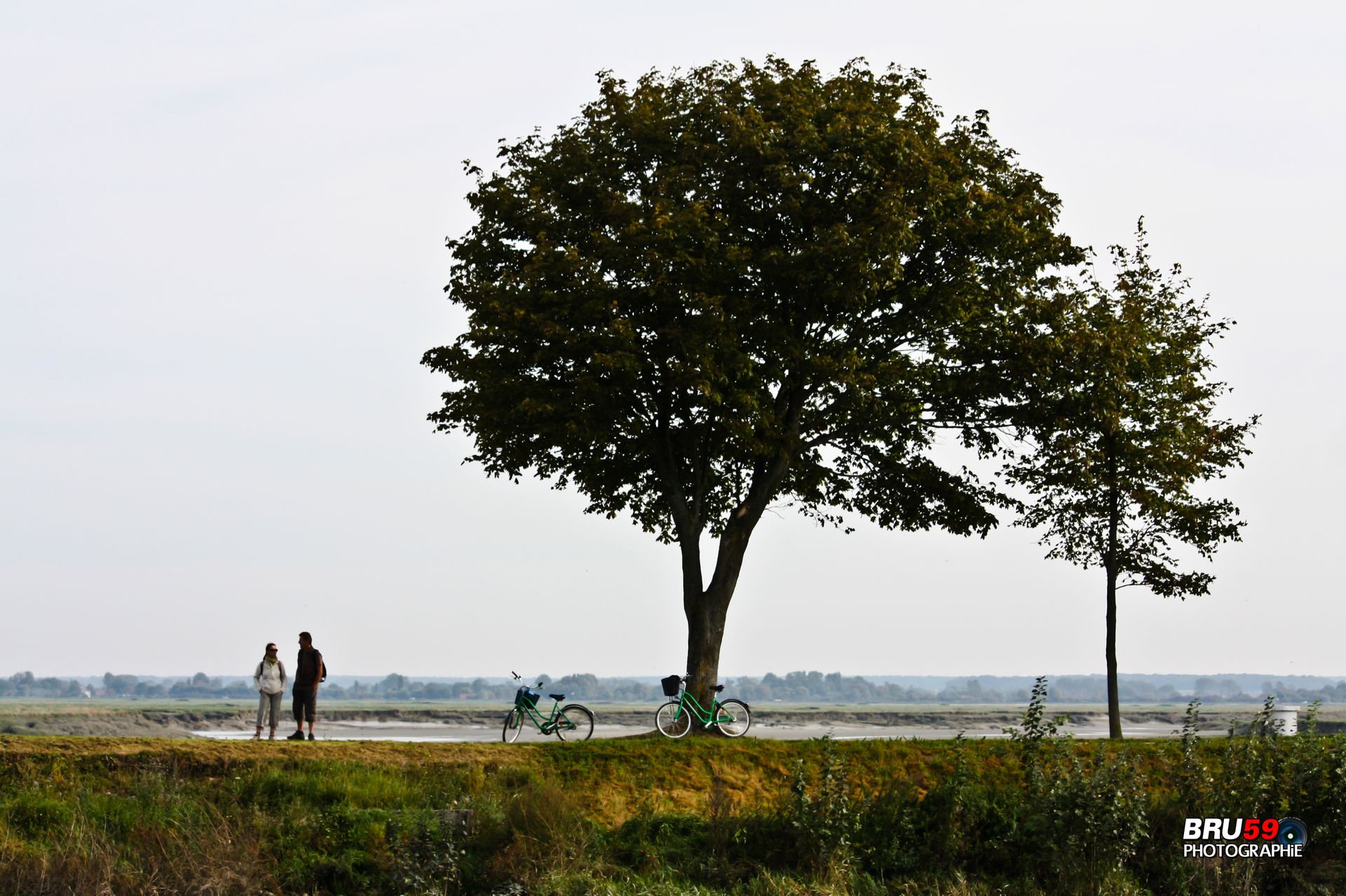 Wallpapers Trips : Europ France > Normandie Saint Valery sur Somme - Vélos sur Balcon