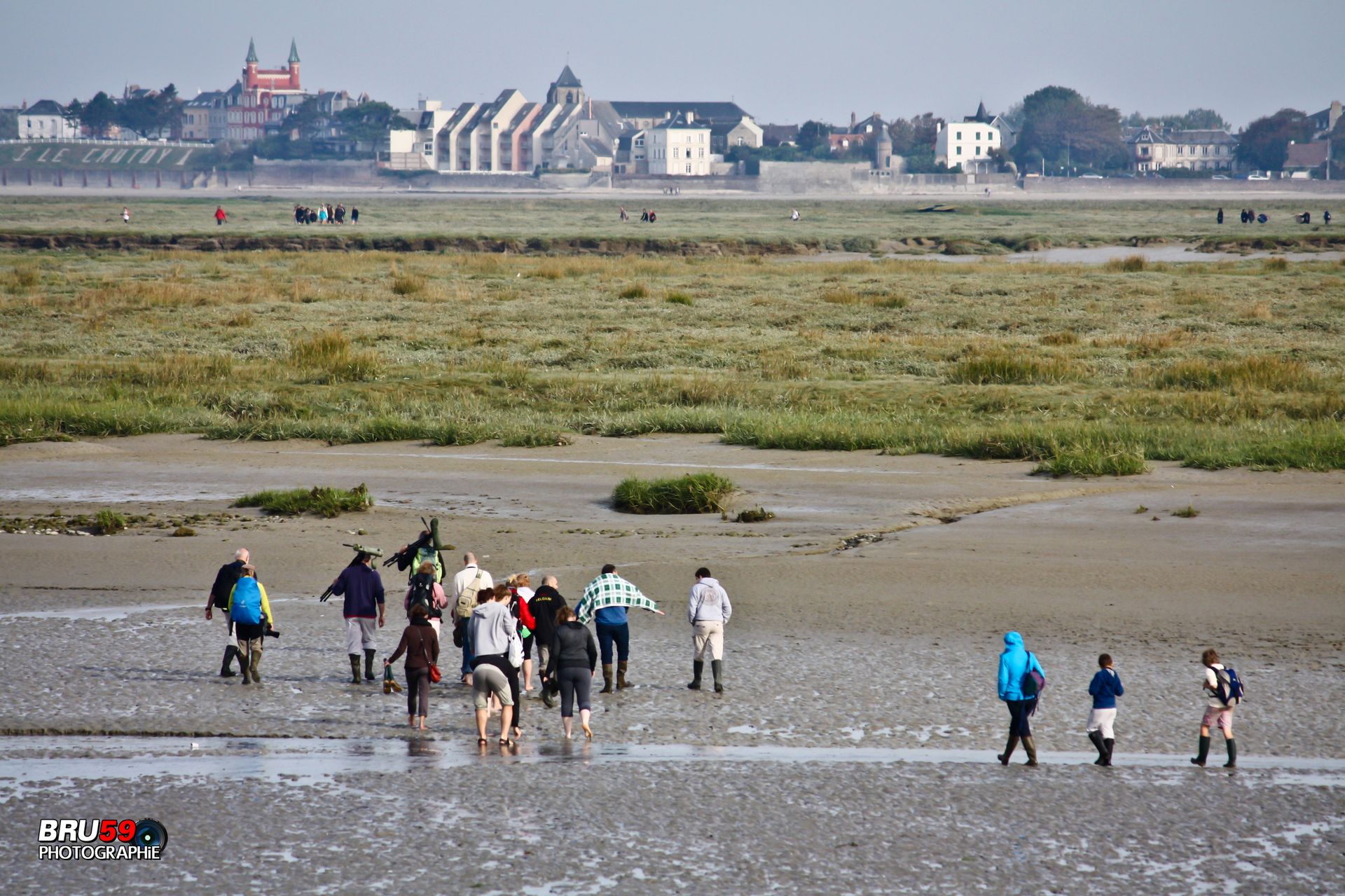 Fonds d'cran Voyages : Europe France > Normandie Saint Valery sur Somme - Randonneurs