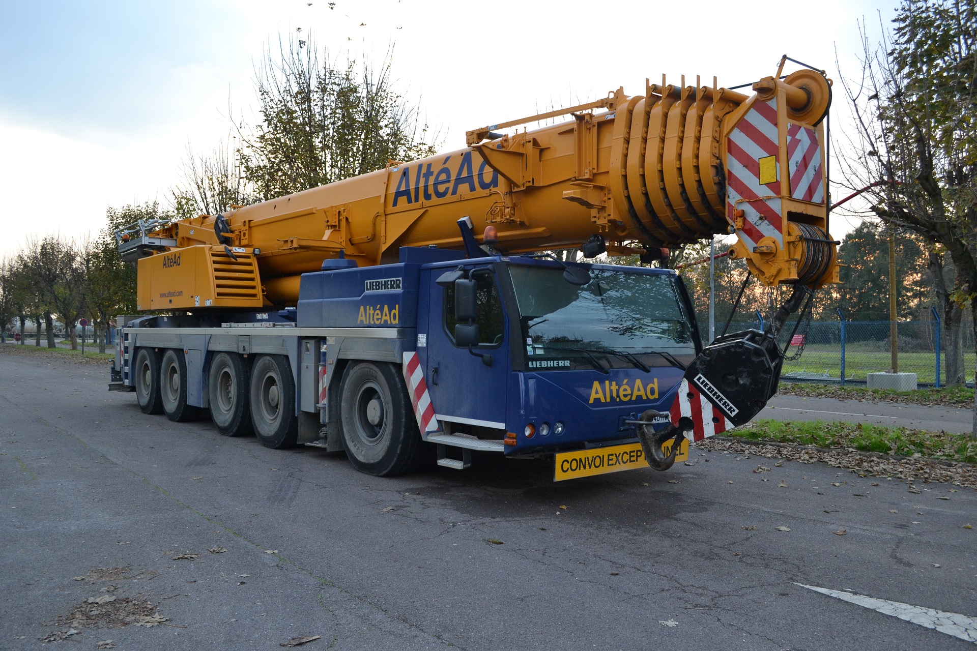 Fonds d'cran Transports divers Divers grue telescopique