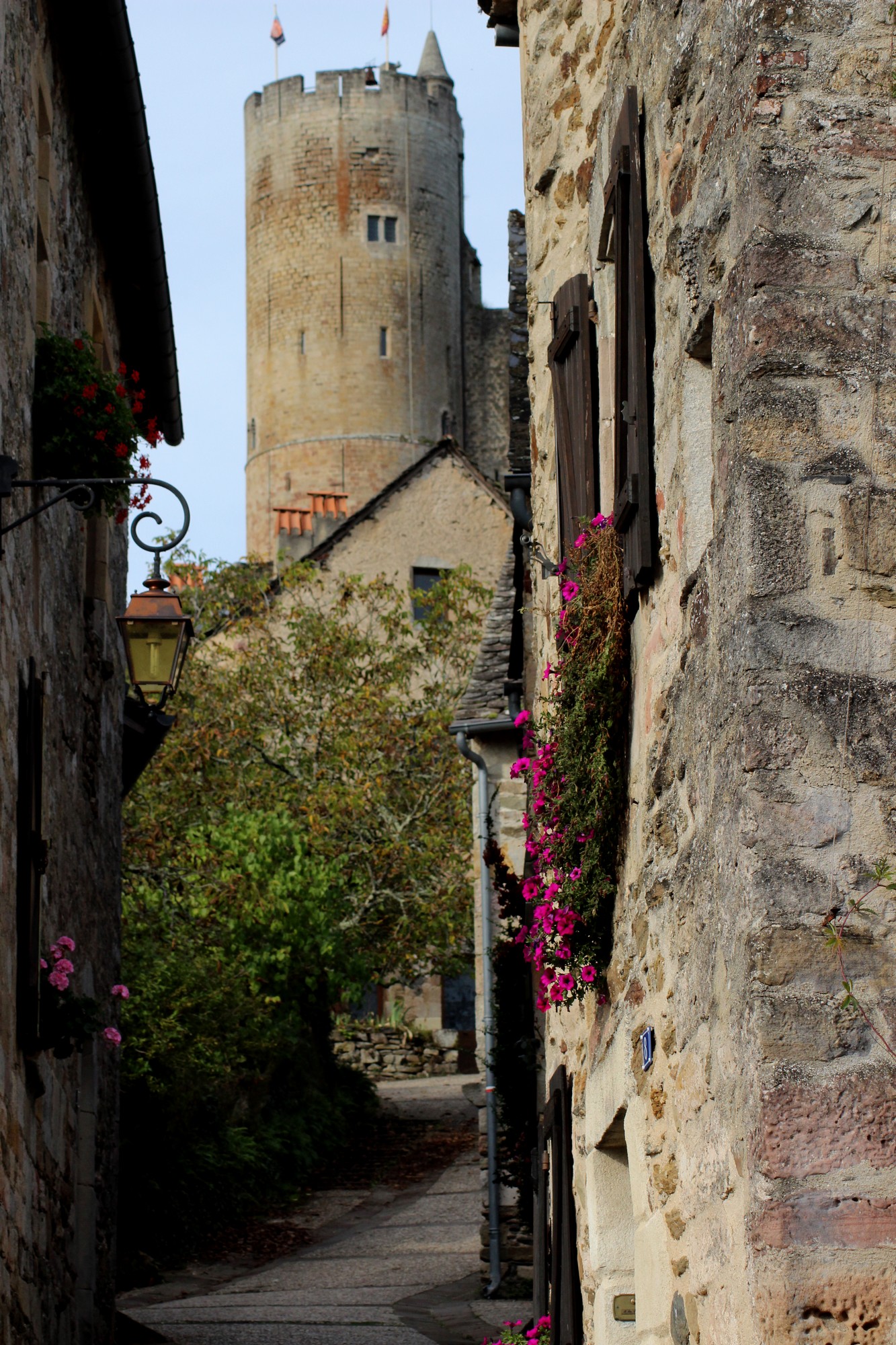 Wallpapers Trips : Europ France > Midi-Pyrnes Najac (Aveyron)