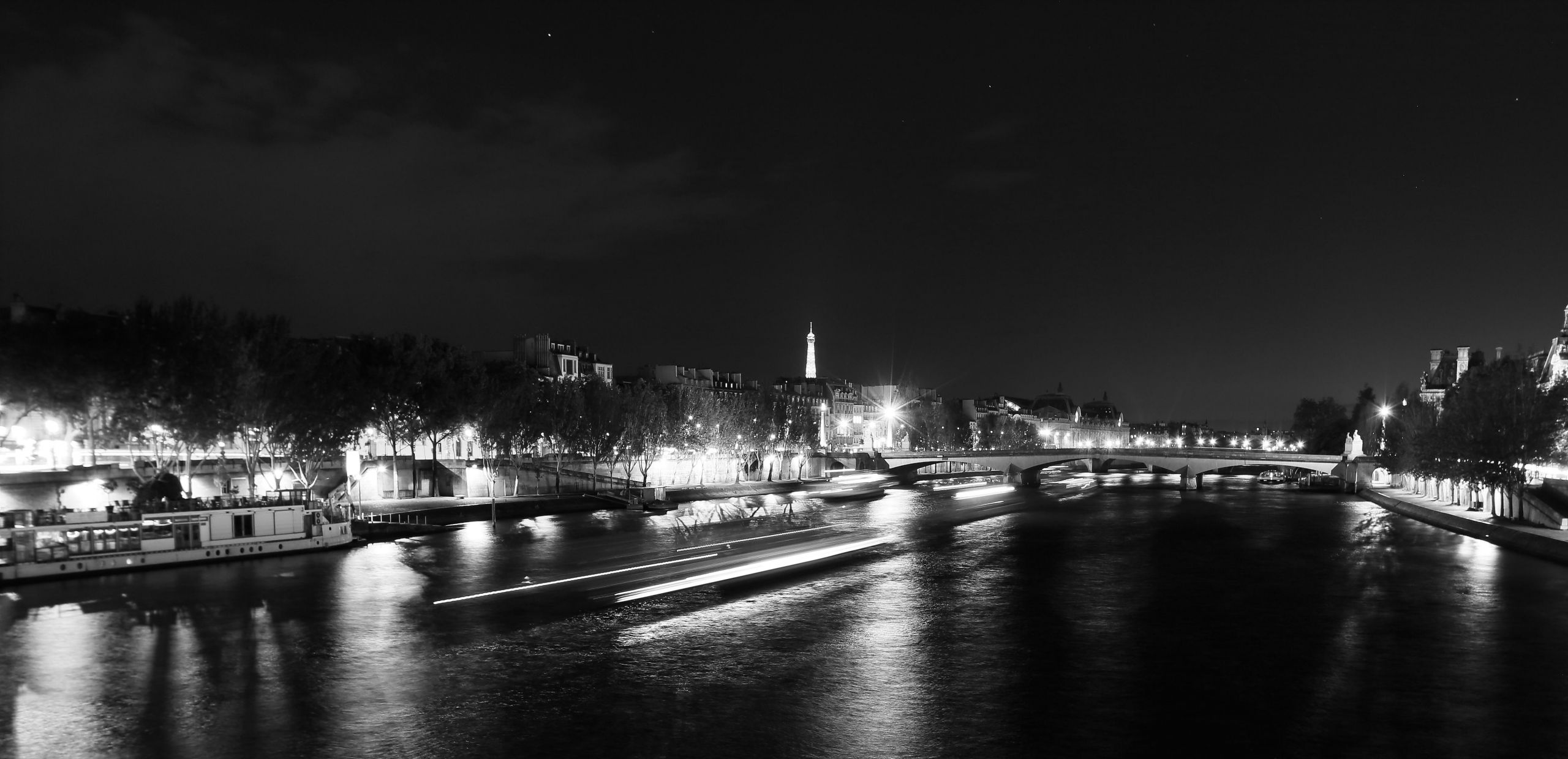 Fonds d'cran Voyages : Europe France > Ile-de-France Ballade nocturne