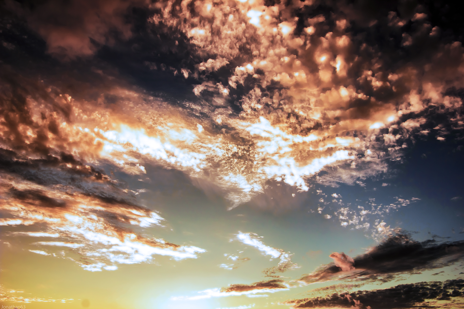 Fonds d'cran Nature Couchers et levers de Soleil Ciel.