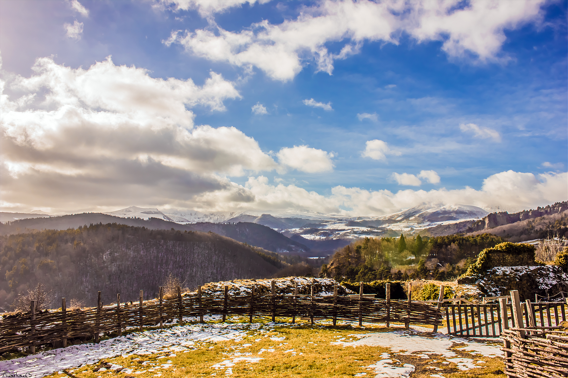 Fonds d'cran Voyages : Europe France > Auvergne Auvergne