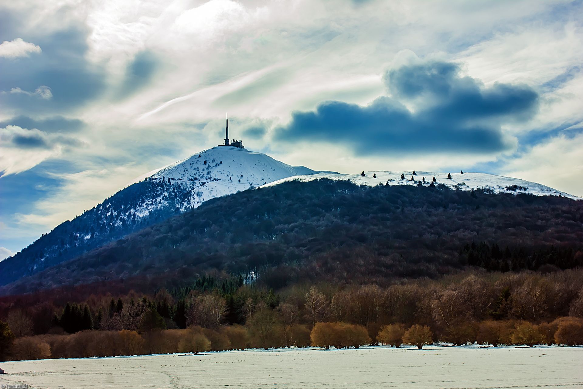 Wallpapers Trips : Europ France > Auvergne Le Puy-de-Dme (Auvergne).