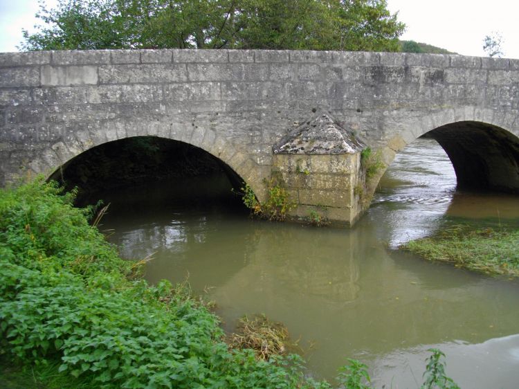 Wallpapers Constructions and architecture Bridges - Aqueduct Armanon en crue