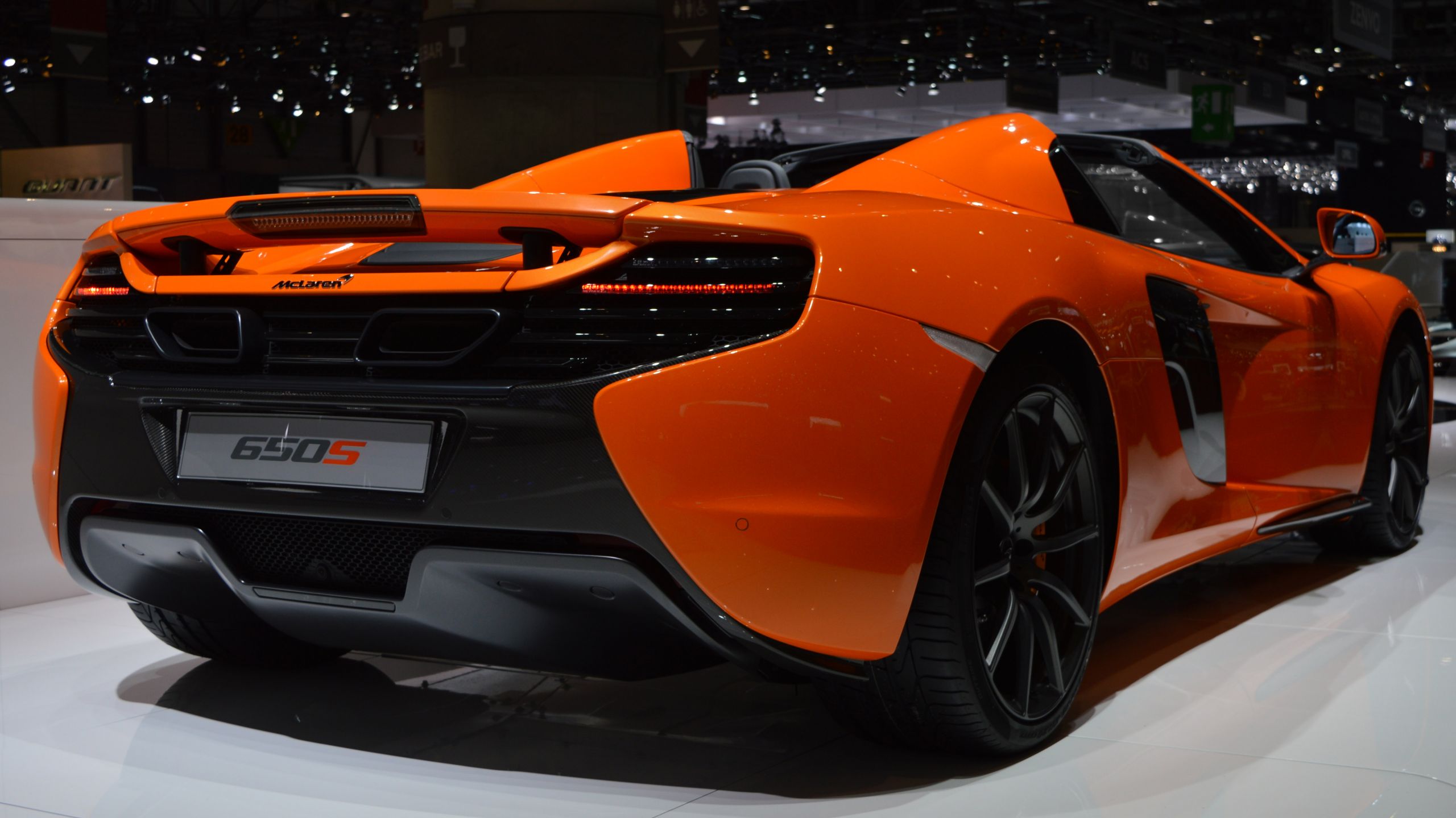 Wallpapers Cars McLaren Salon de l'auto Genve