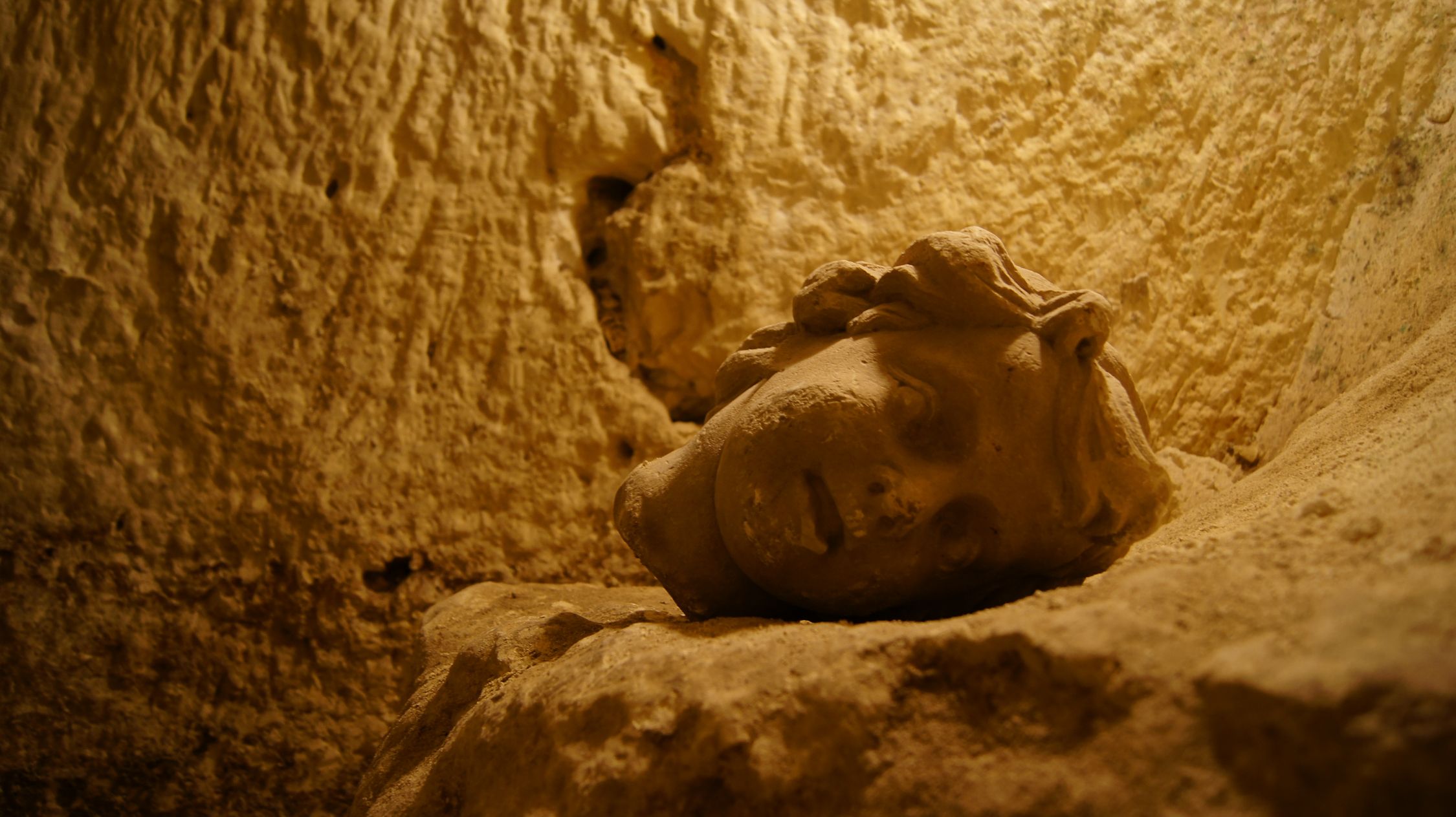 Fonds d'cran Objets Statuettes - Sculptures St Paul's Catacomb