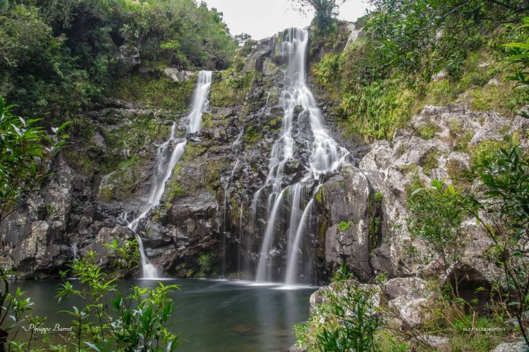 Fonds d'cran Nature Cascades - Chutes Cascade du Bassin Carosse