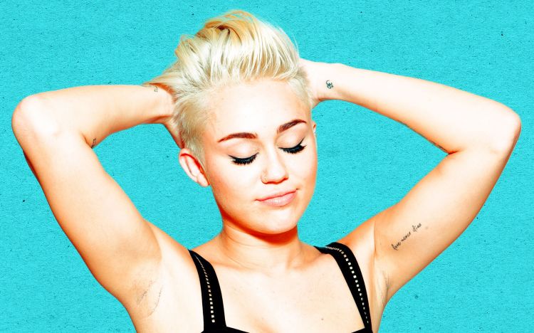 Fonds d'cran Clbrits Femme Miley Cyrus Wallpaper N402650