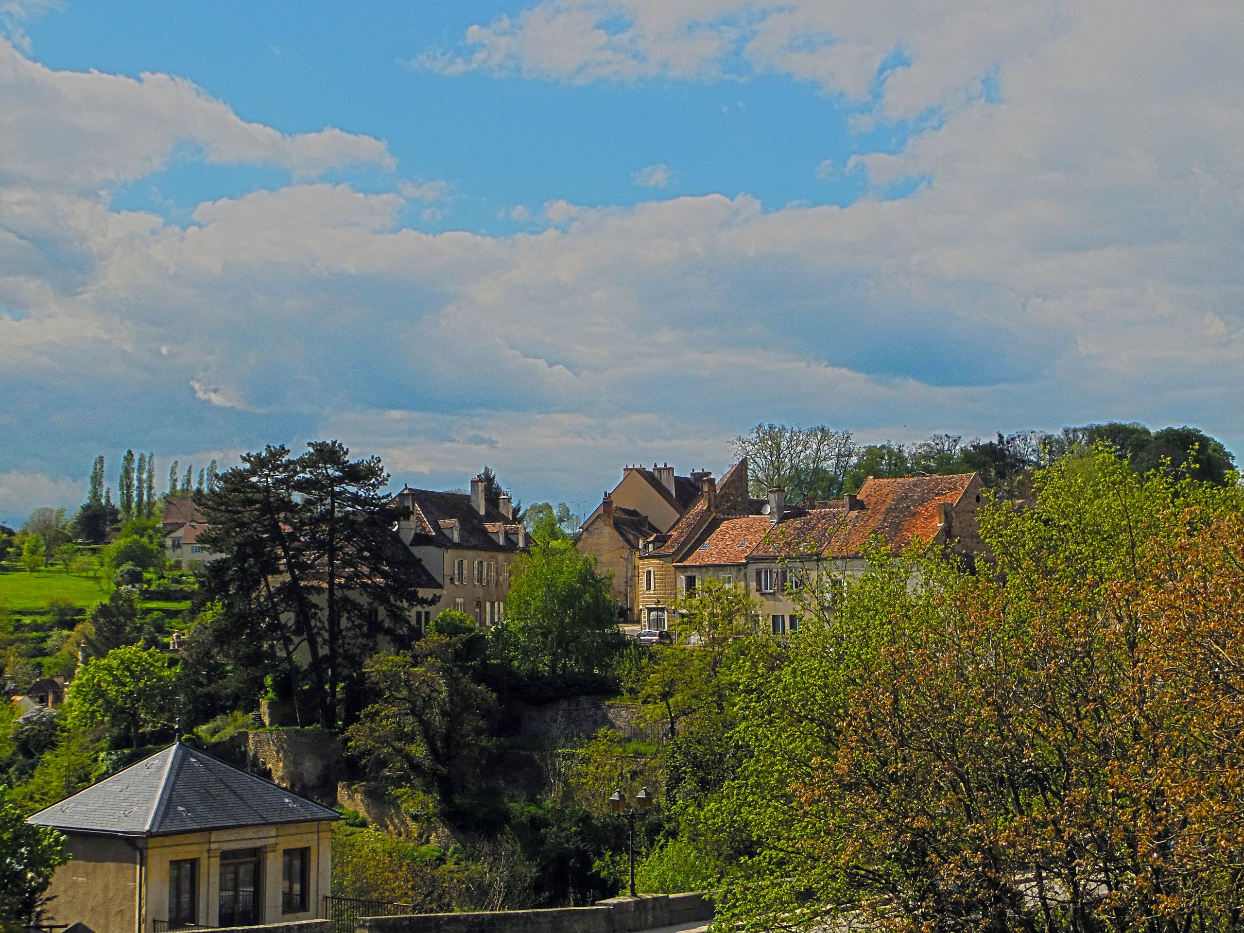 Fonds d'cran Constructions et architecture Villes - Villages Semur en  Auxois