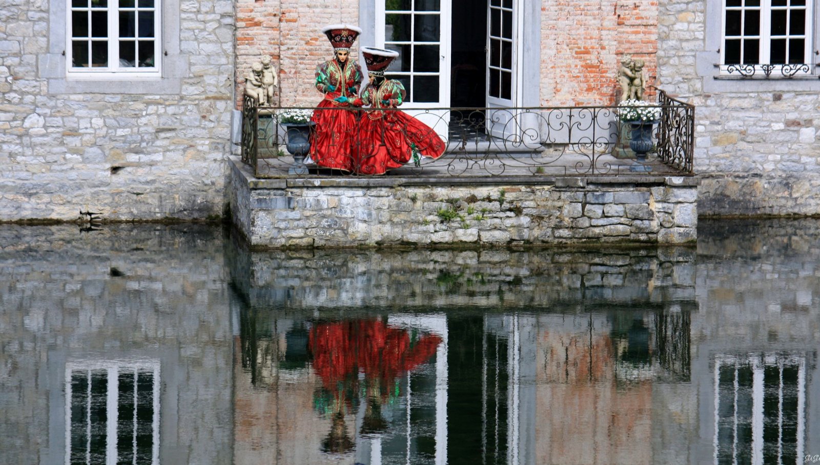 Fonds d'cran Hommes - Evnements Carnavals - Costumes Les Costums des Jardins d'Annevoie (2015)