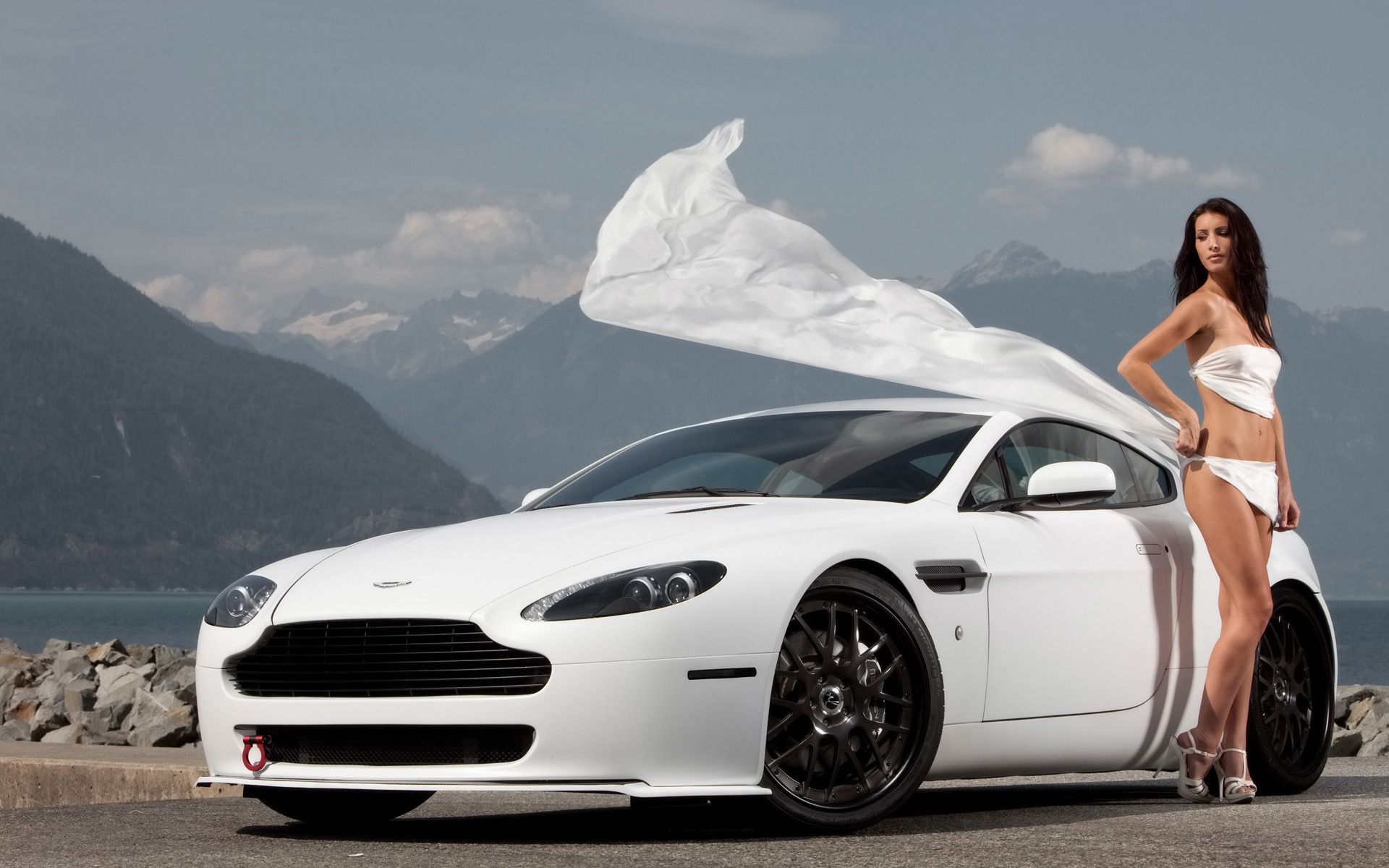 Fonds d'cran Voitures Aston Martin 