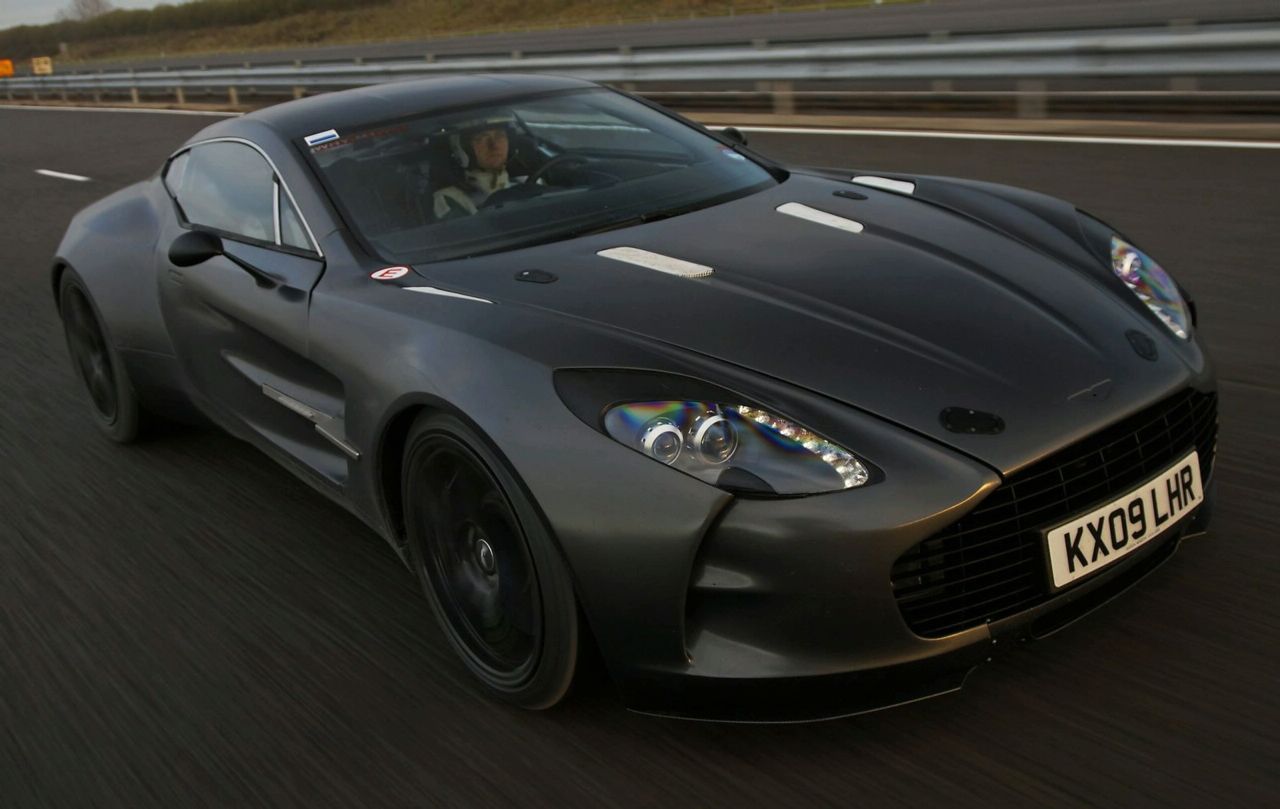 Fonds d'cran Voitures Aston Martin 