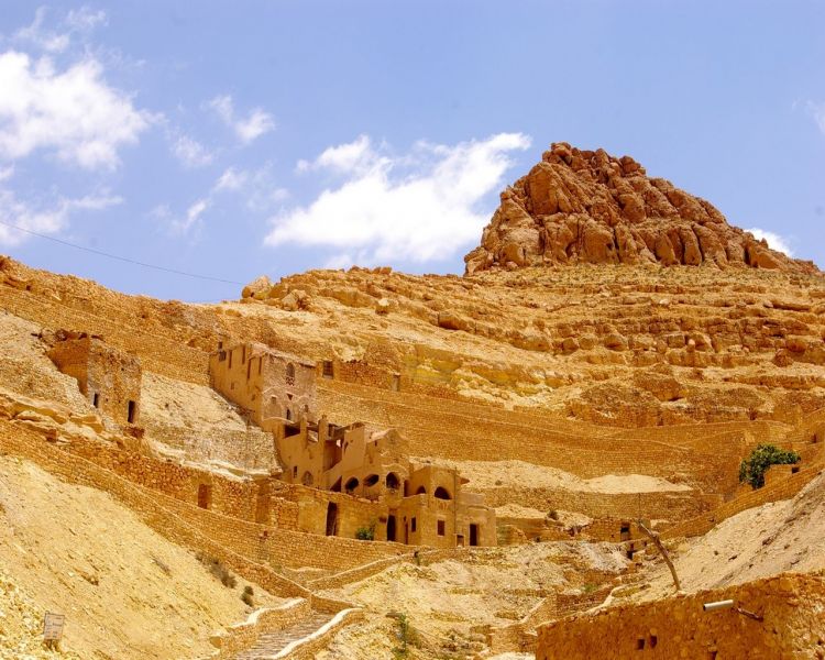 Fonds d'cran Constructions et architecture Constructions diverses maison troglodyte  Chnini Tunisie