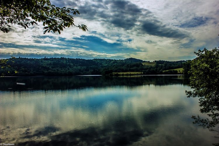 Fonds d'cran Nature Lacs - Etangs Lac d'Aydat (63).