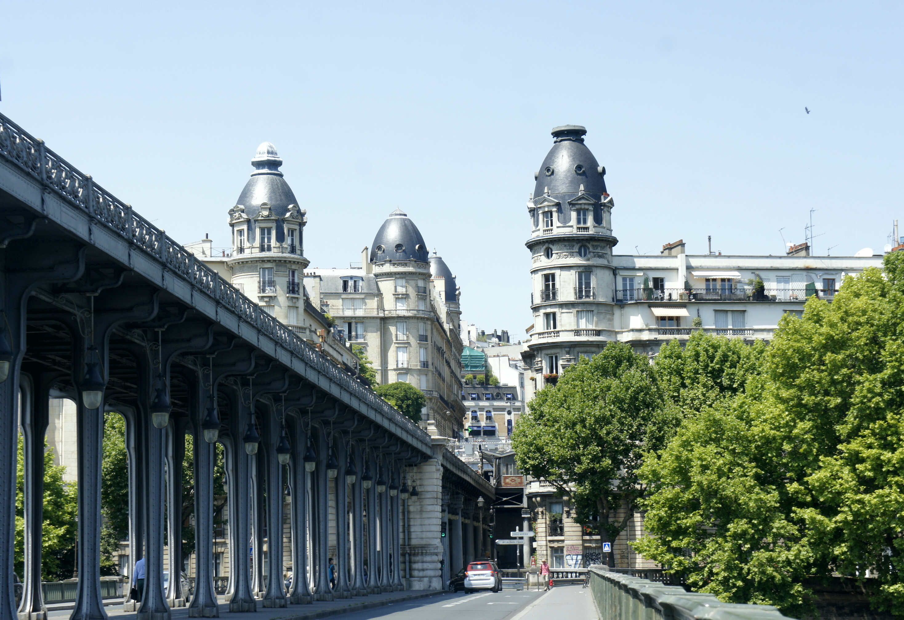 Fonds d'cran Constructions et architecture Villes - Villages Toujours un plaisir de revoir cette grande dame de fer, pour l'admiration de nos touristes !