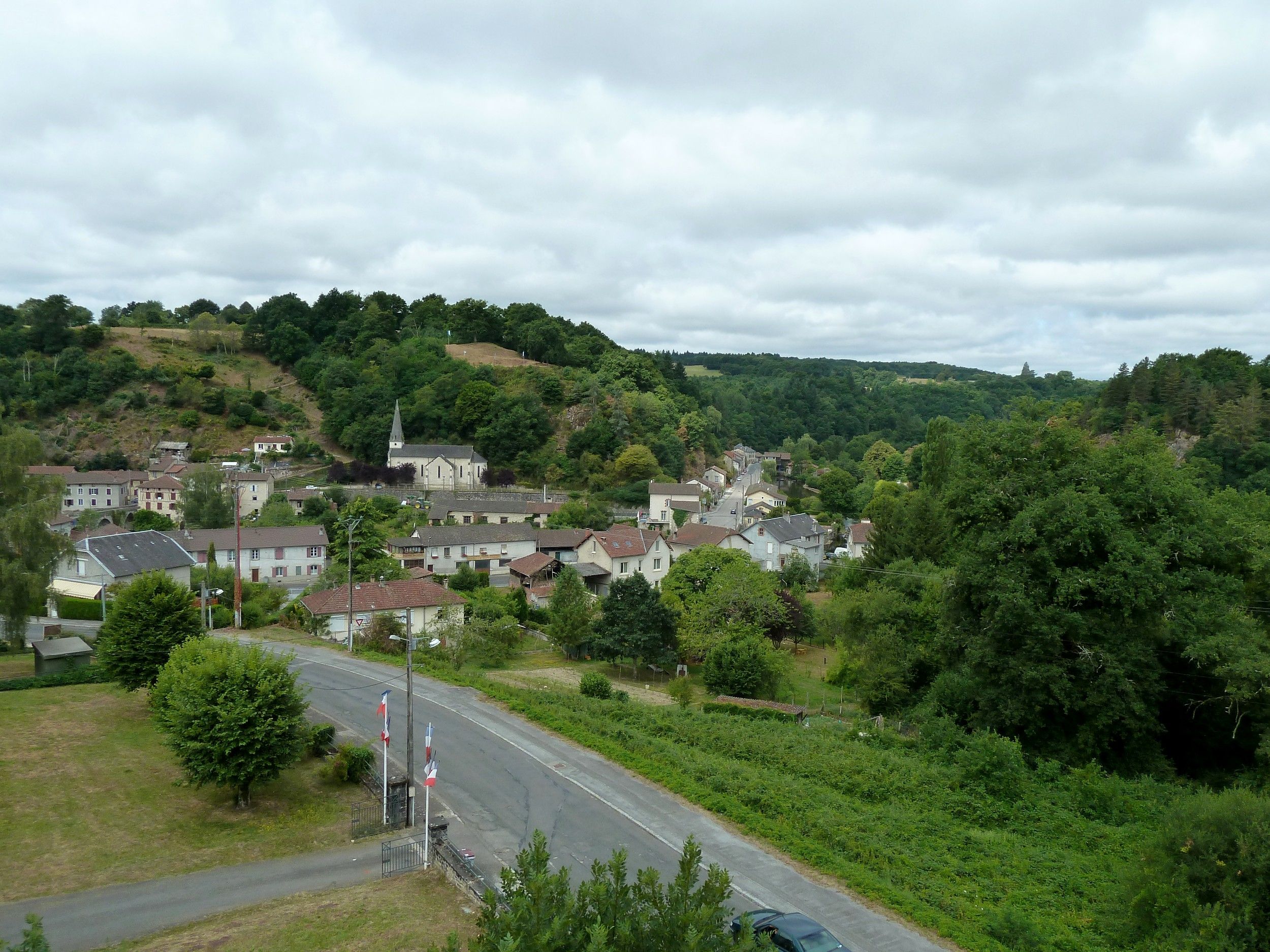 Wallpapers Trips : Europ France > Limousin St Lonard de Noblat (Haute Vienne)