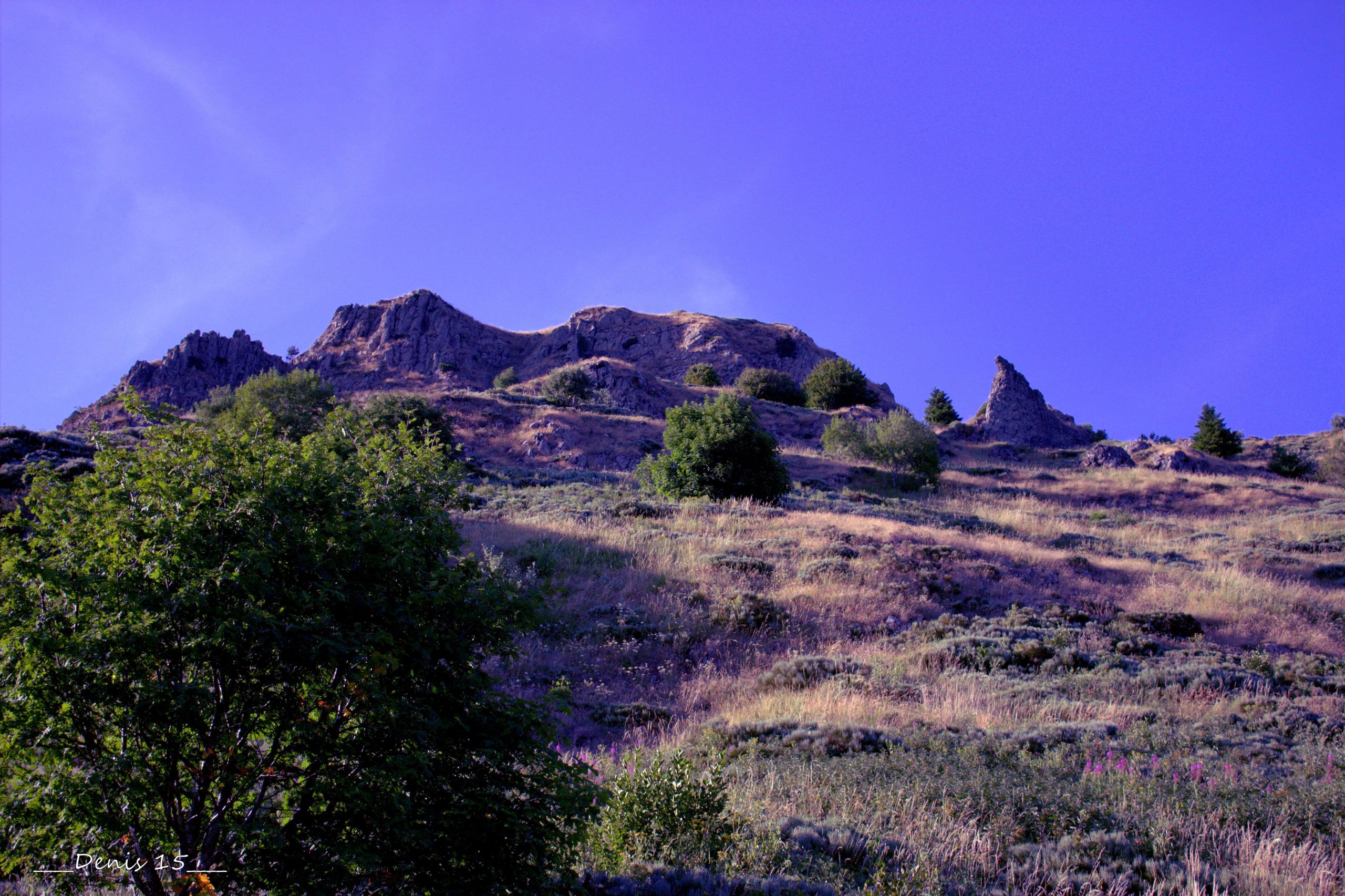 Fonds d'cran Nature Montagnes AUVERGNE-HAUTE LOIRE