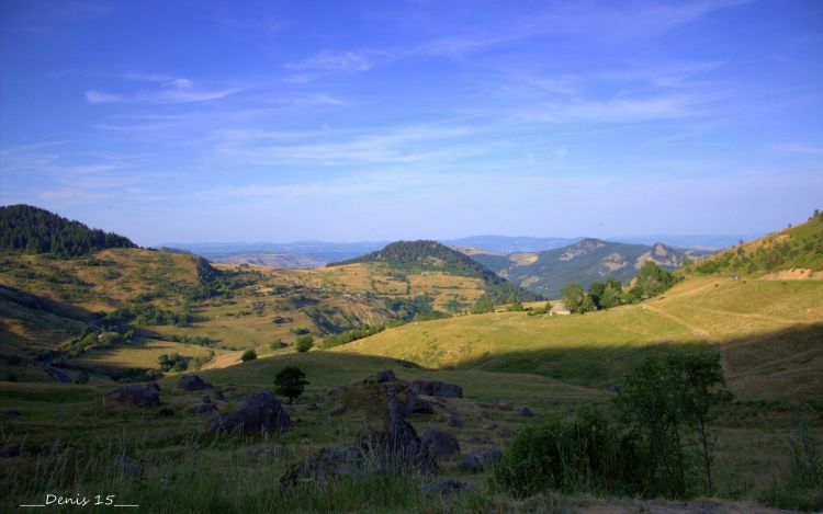 Fonds d'cran Nature Montagnes AUVERGNE-HAUTE LOIRE