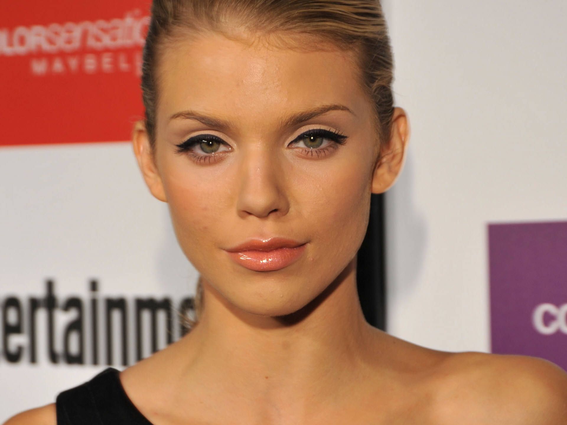 Fonds d'cran Clbrits Femme AnnaLynne McCord  