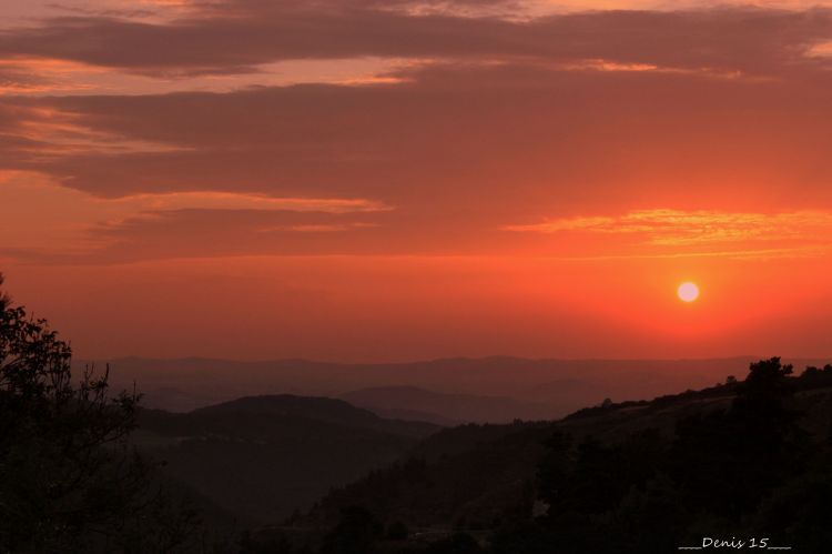 Fonds d'cran Nature Couchers et levers de Soleil COUCHER DE SOLEIL EN AUVERGNE-HAUTE LOIRE