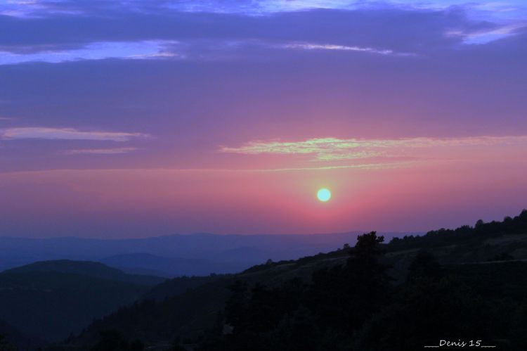 Fonds d'cran Nature Couchers et levers de Soleil COUCHER DE SOLEIL EN AUVERGNE-HAUTE LOIRE