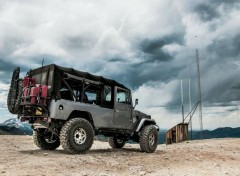  Cars Toyota land cruiser FJ45 (1966)